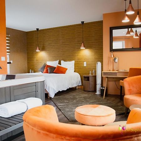 L'Hostellerie D'Acquigny Ngoại thất bức ảnh