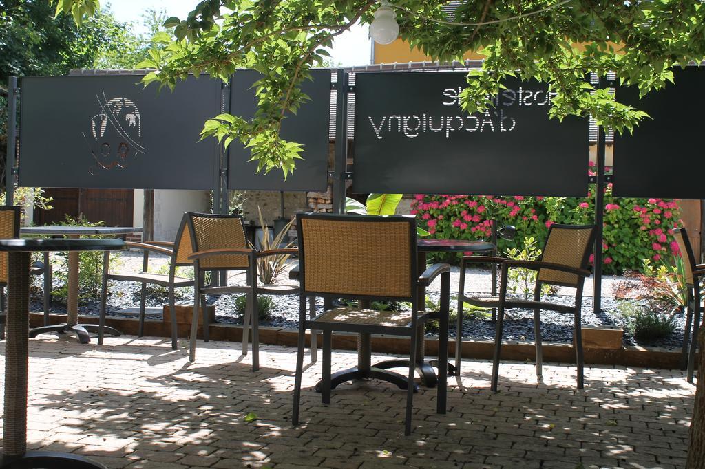 L'Hostellerie D'Acquigny Ngoại thất bức ảnh